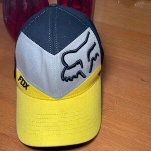 Fox hat flexfit size S/M